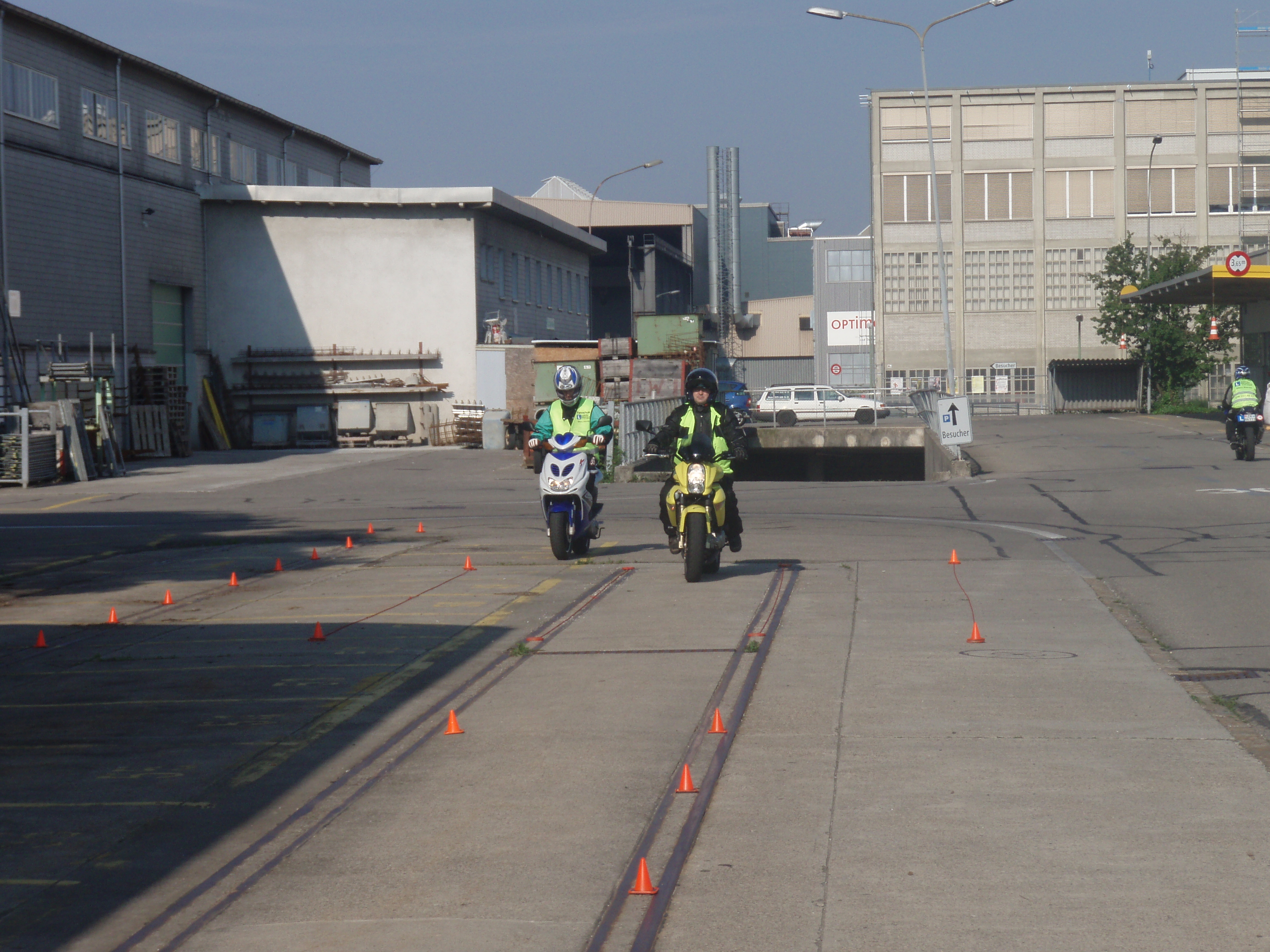 Prüfungsvorbereitung Rollerfahrschule Motorradfahrschule Kategorie A, Abeschränkt und A1in Winterthur
